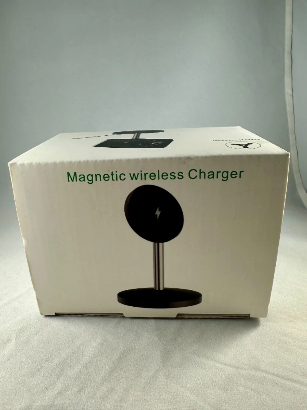 New in Box Magnetic Wireless Charging Stand Phone Holder White